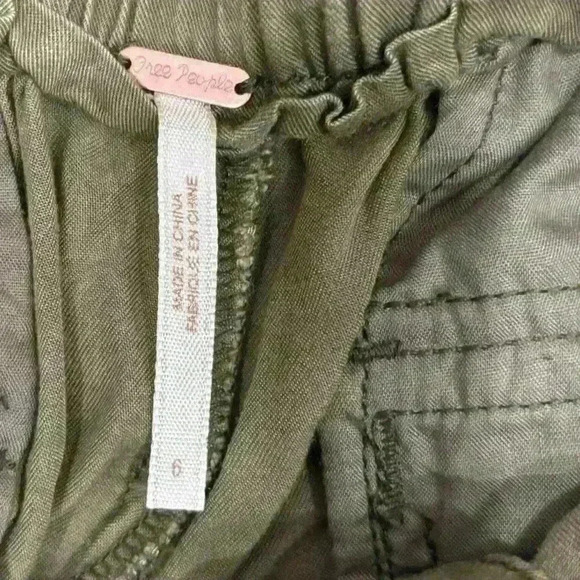 Free People green lightweight woman’s pants size 6 - Picture 9 of 11